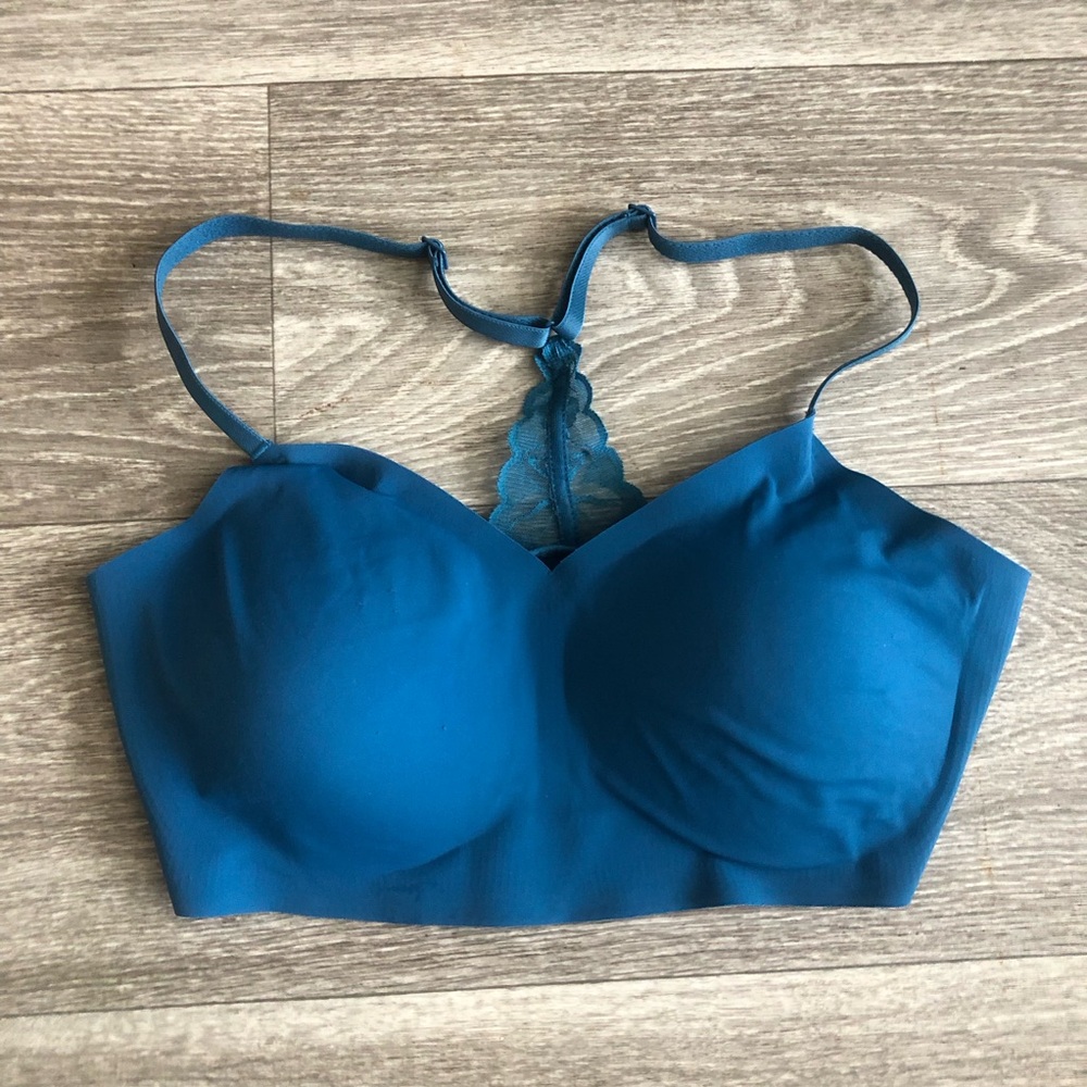 True & Co. Women's Everybody Lace Racerback Bralette - Blue
